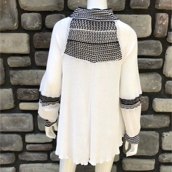 Free People Sz XS Balloon Sleeve Thermal Tank Top White Black Crochet Mock Neck - Picture 10 of 16